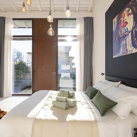 Industrial Loft - Garage-netflix-wifi Brescia