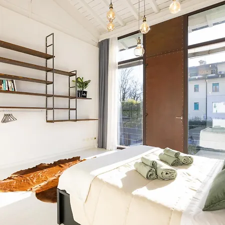 Apartment Industrial Loft - Garage-netflix-wifi