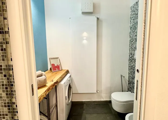 Industrial Loft - Garage-netflix-wifi * Brescia