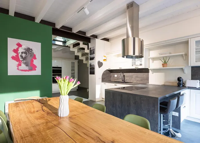 Appartamento Industrial Loft - Garage-netflix-wifi *