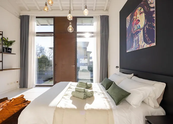 Industrial Loft - Garage-netflix-wifi Brescia